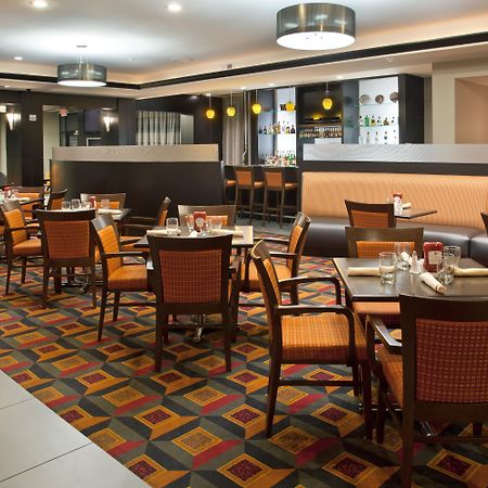 Holiday Inn Columbus-Hilliard By Ihg New Rome Ресторан фото