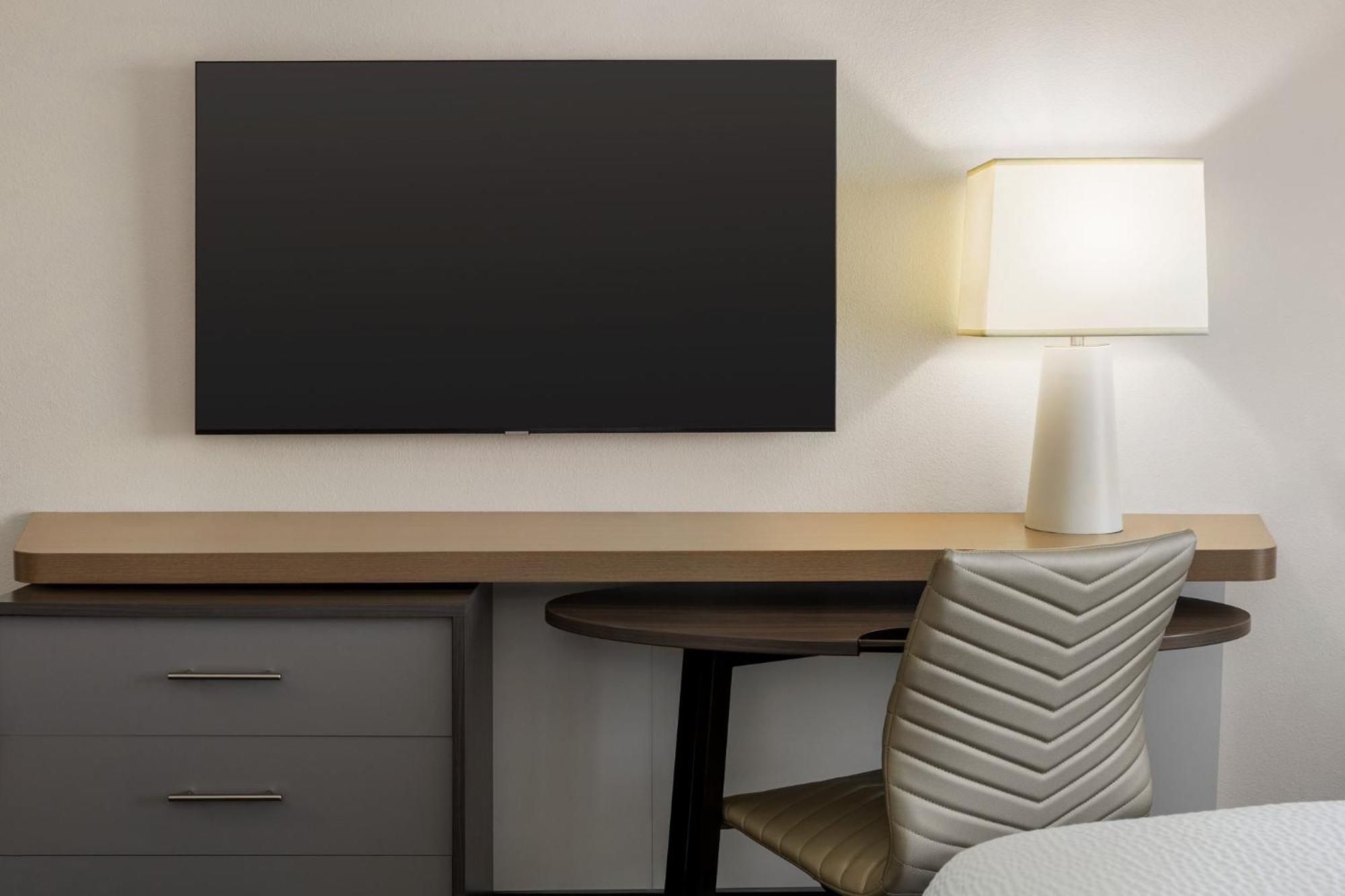 Holiday Inn Columbus-Hilliard By Ihg New Rome Экстерьер фото